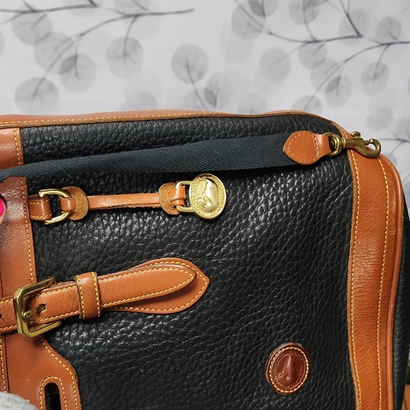 Vintage Dooney & Bourke Bucket Bag - Picture 5 of 16